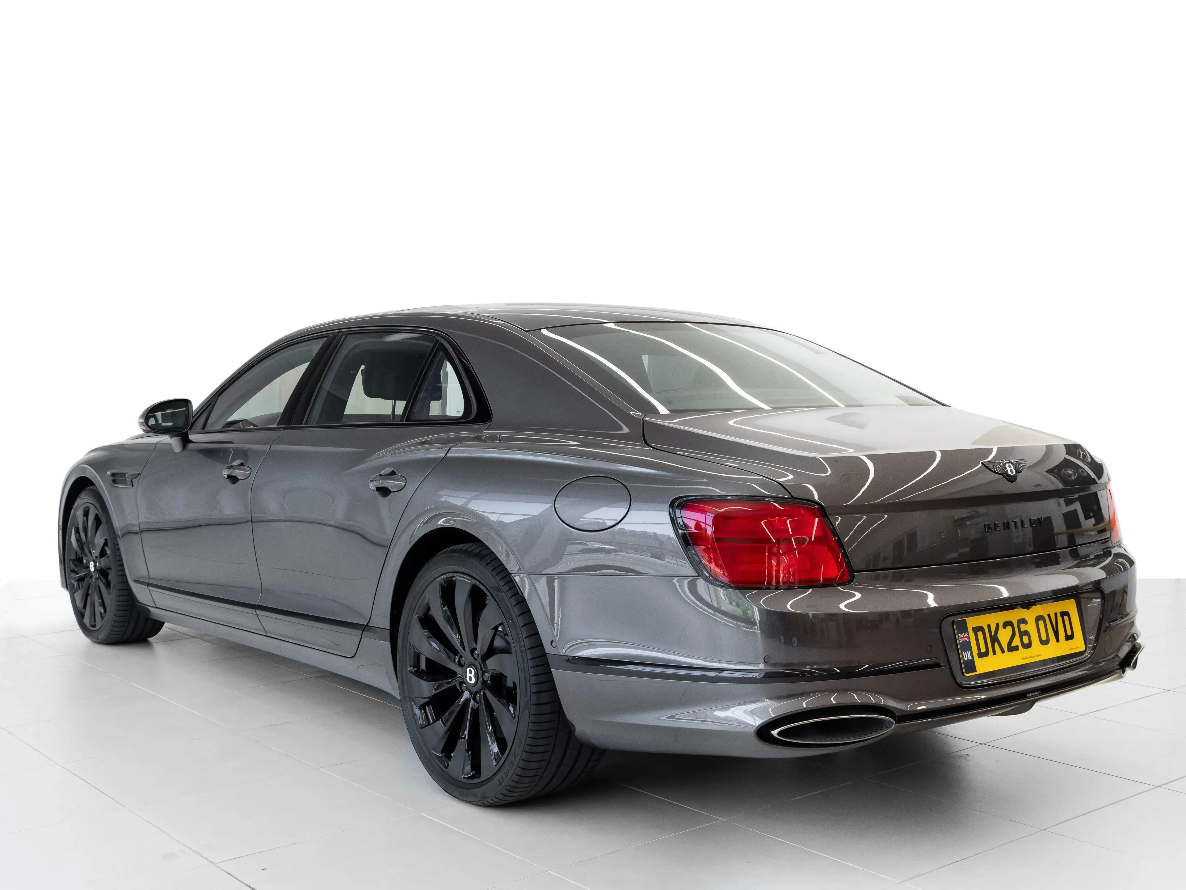 Bentley Flying Spur V8 Hybrid *B&O*Rotating*MY26* — photo 5