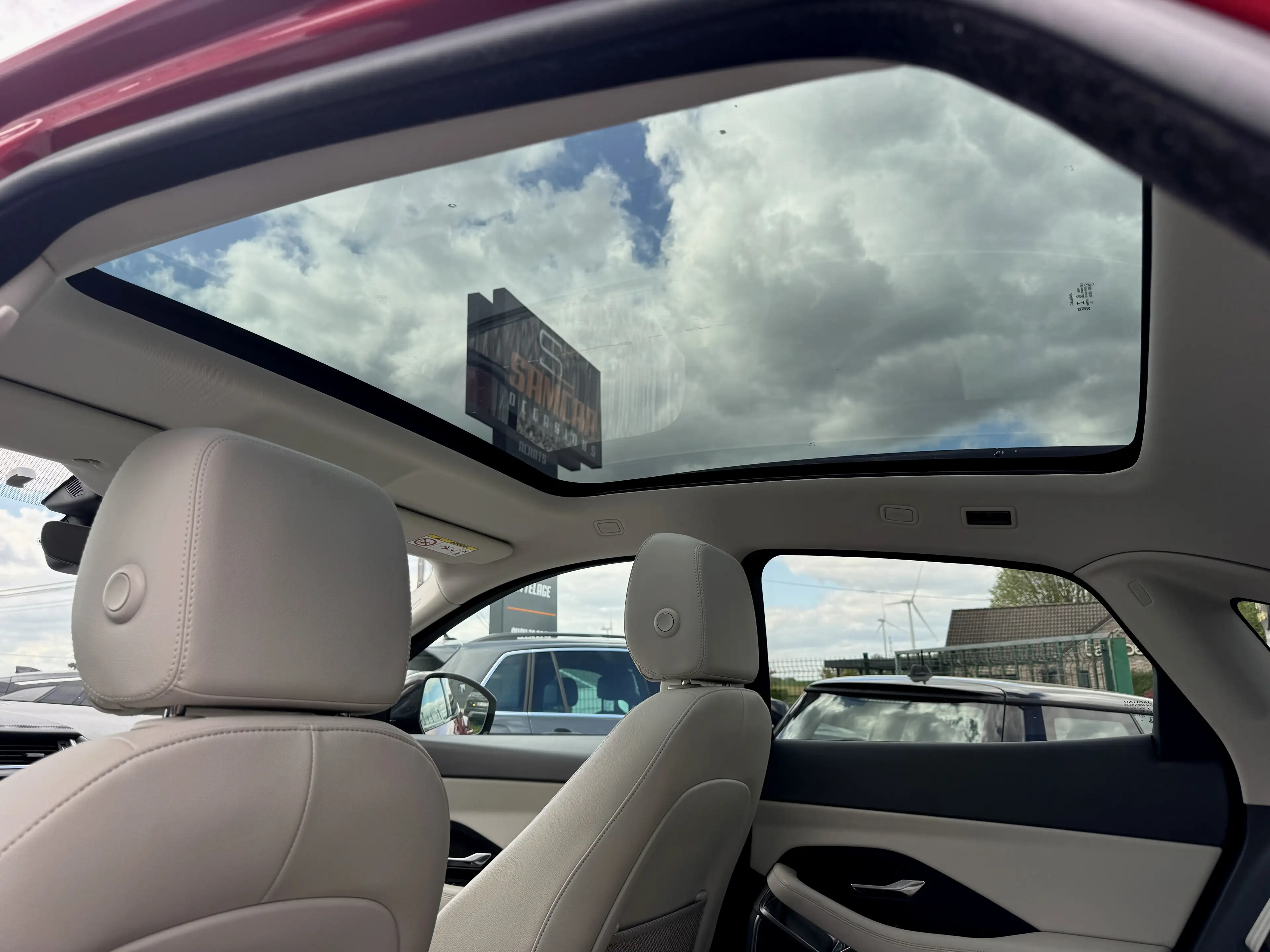 Jaguar E-Pace E-Pace 2.0 D AWD /PANO/CUIR/CARPLAY/ *GARANTIE* — photo 15