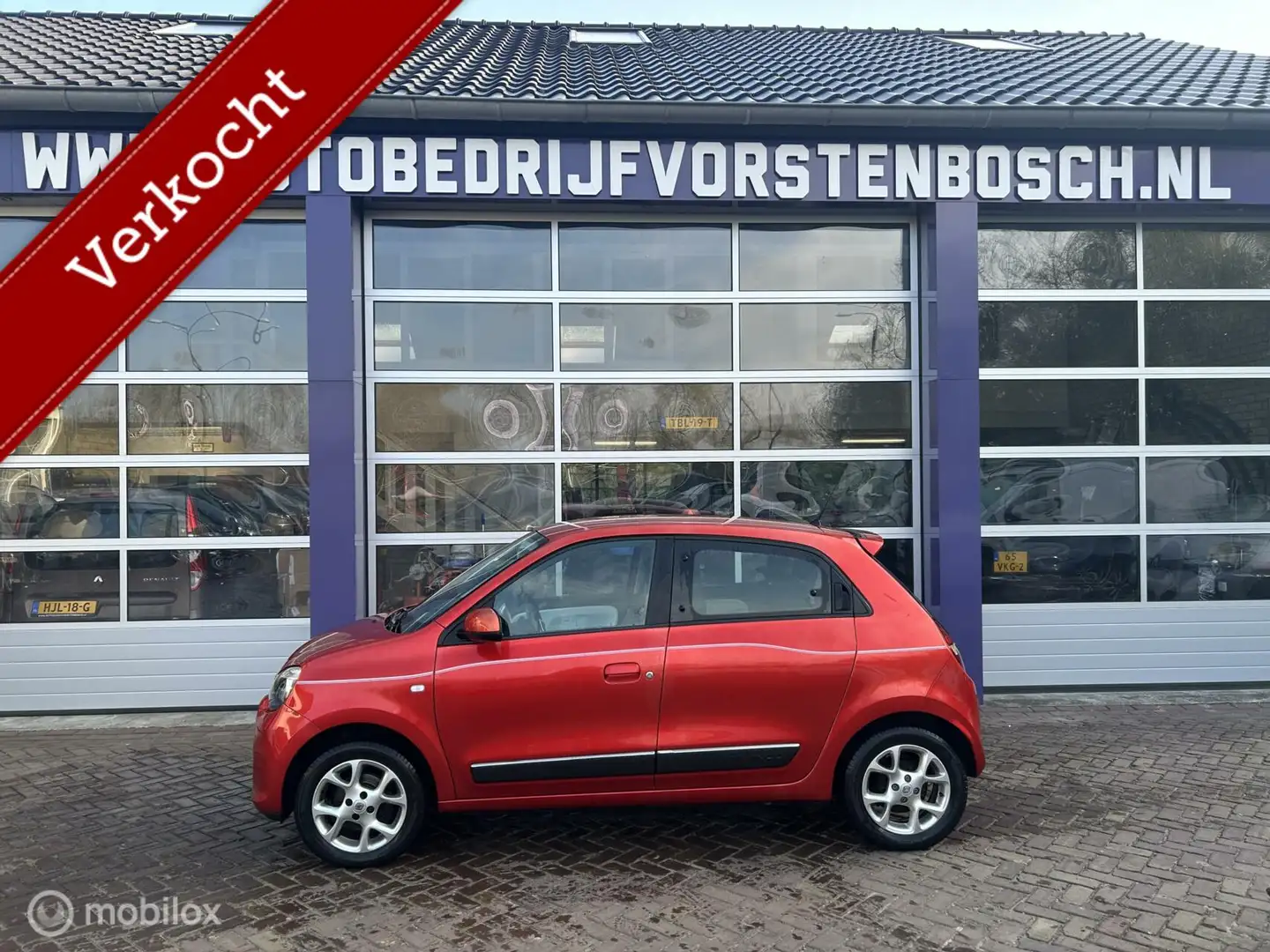 Renault Twingo 1.0 SCe Dynamique * AIRCO * NAVIGATIE * Rosso - 2