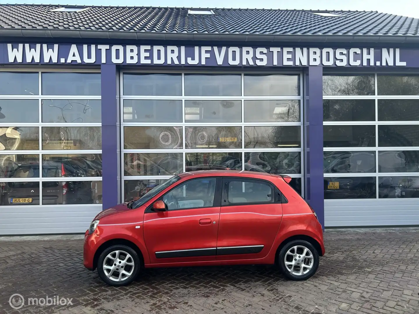 Renault Twingo 1.0 SCe Dynamique * AIRCO * NAVIGATIE * Rouge - 2