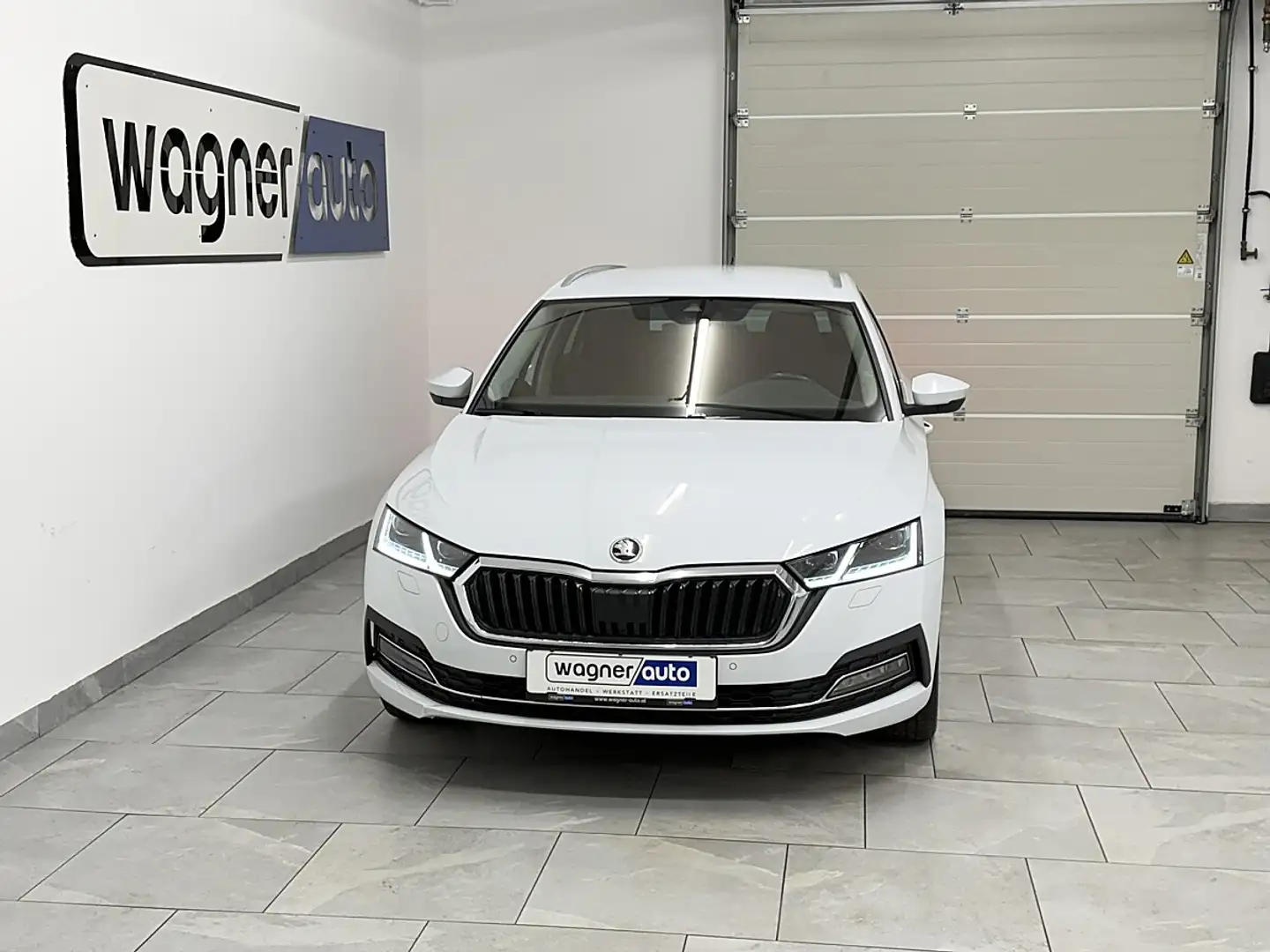 Skoda Octavia Combi 2,0 TDI 4x4 Style DSG.Matrix LED/ACC/Navi... Weiß - 1