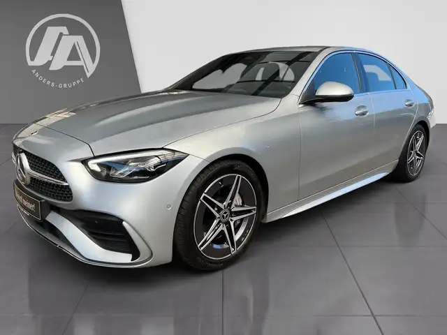 Mercedes-Benz C-Class view 13