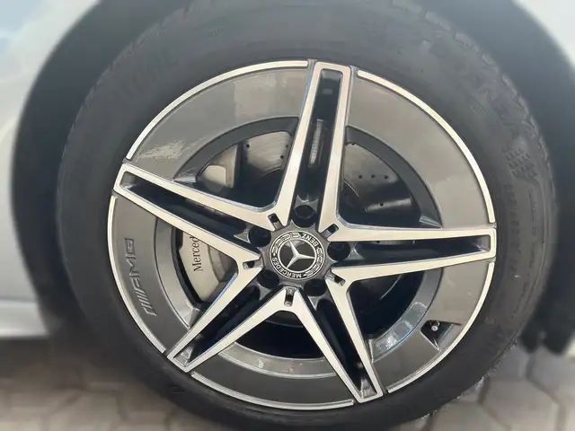 Mercedes-Benz C-Class view 6