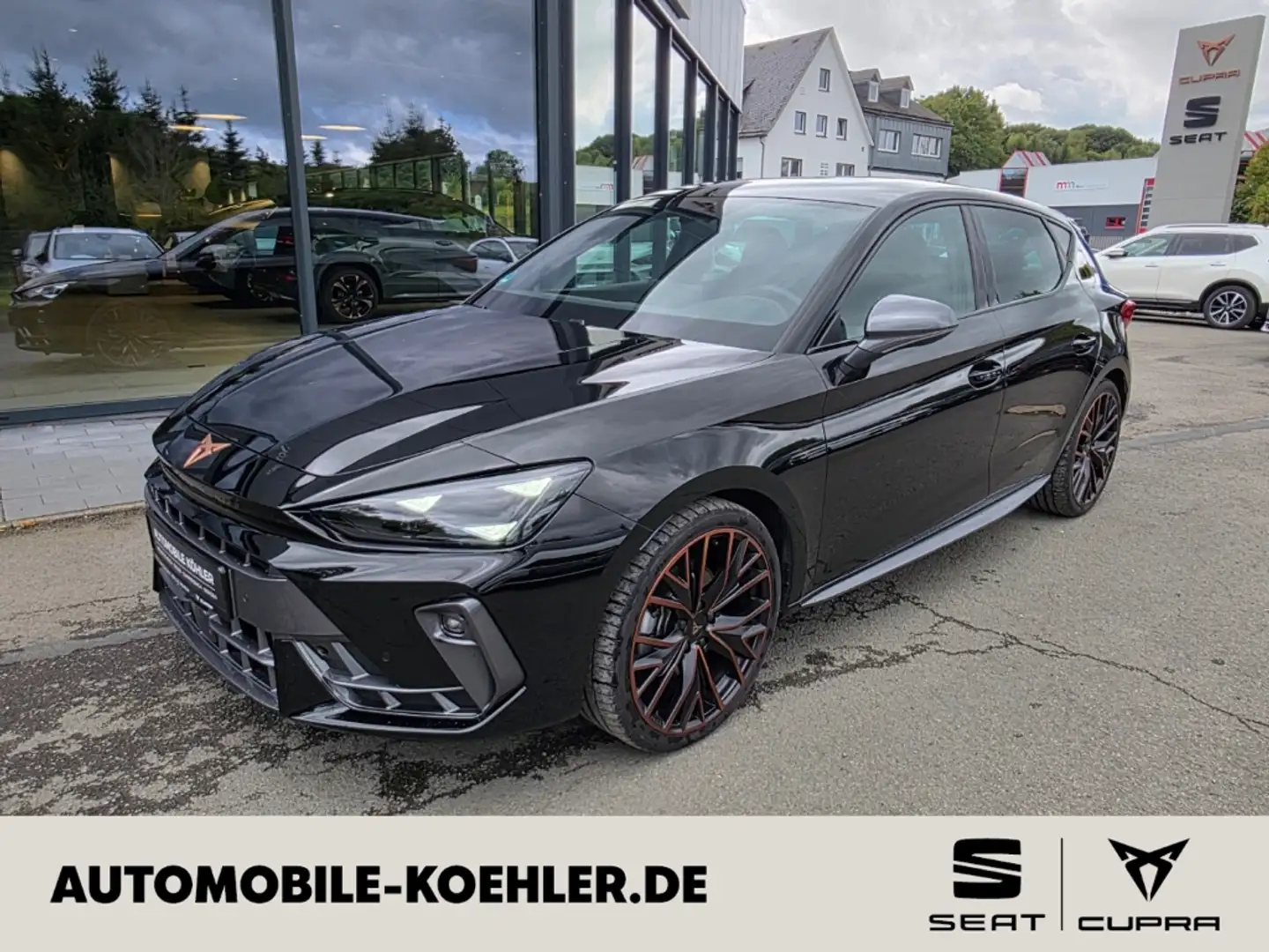 CUPRA Leon 1.5 eTSI DSG MATRIX SENNHEISER EDGE DYNAMIC Noir - 1