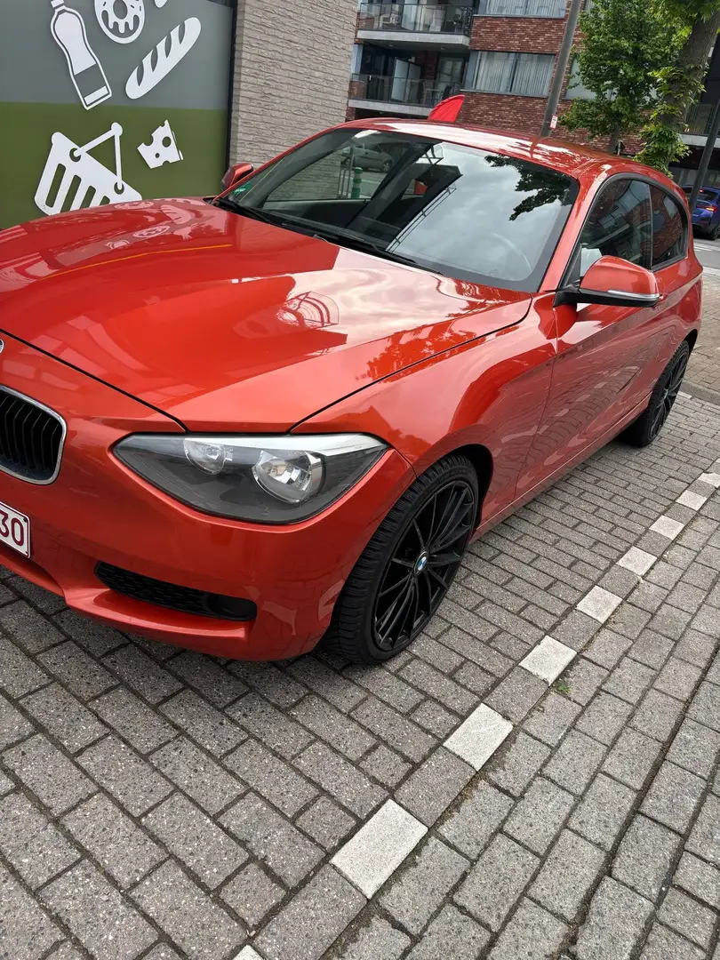 BMW 116 116i Aut. Orange - 2