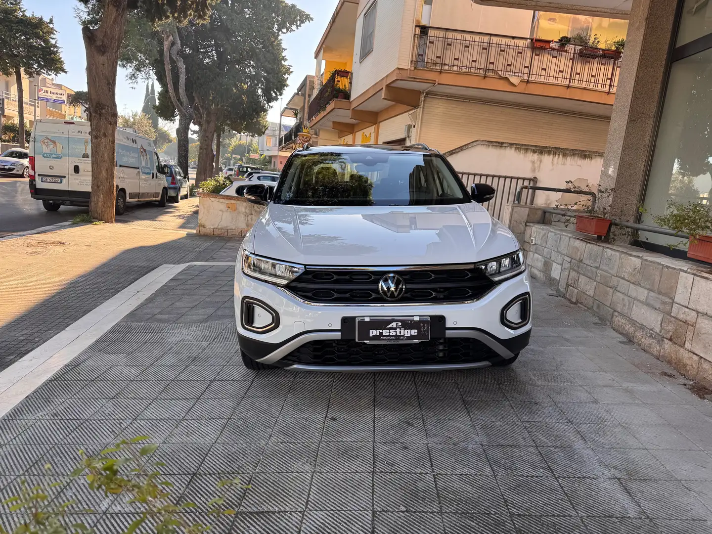 Volkswagen T-Roc 2.0 tdi Business 115cv Wit - 2