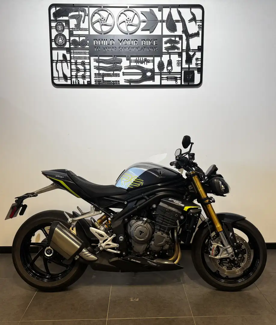 Triumph Speed Triple 1200 RS Šedá - 1