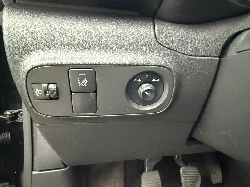 Citroen C3 PureTech "Feel"  - PDC-Tel-Li+Si — photo 11