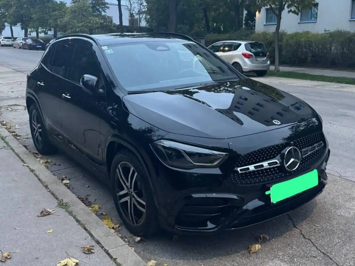 Mercedes-Benz GLA 200 GLA 200 Aut. Schwarz - 1
