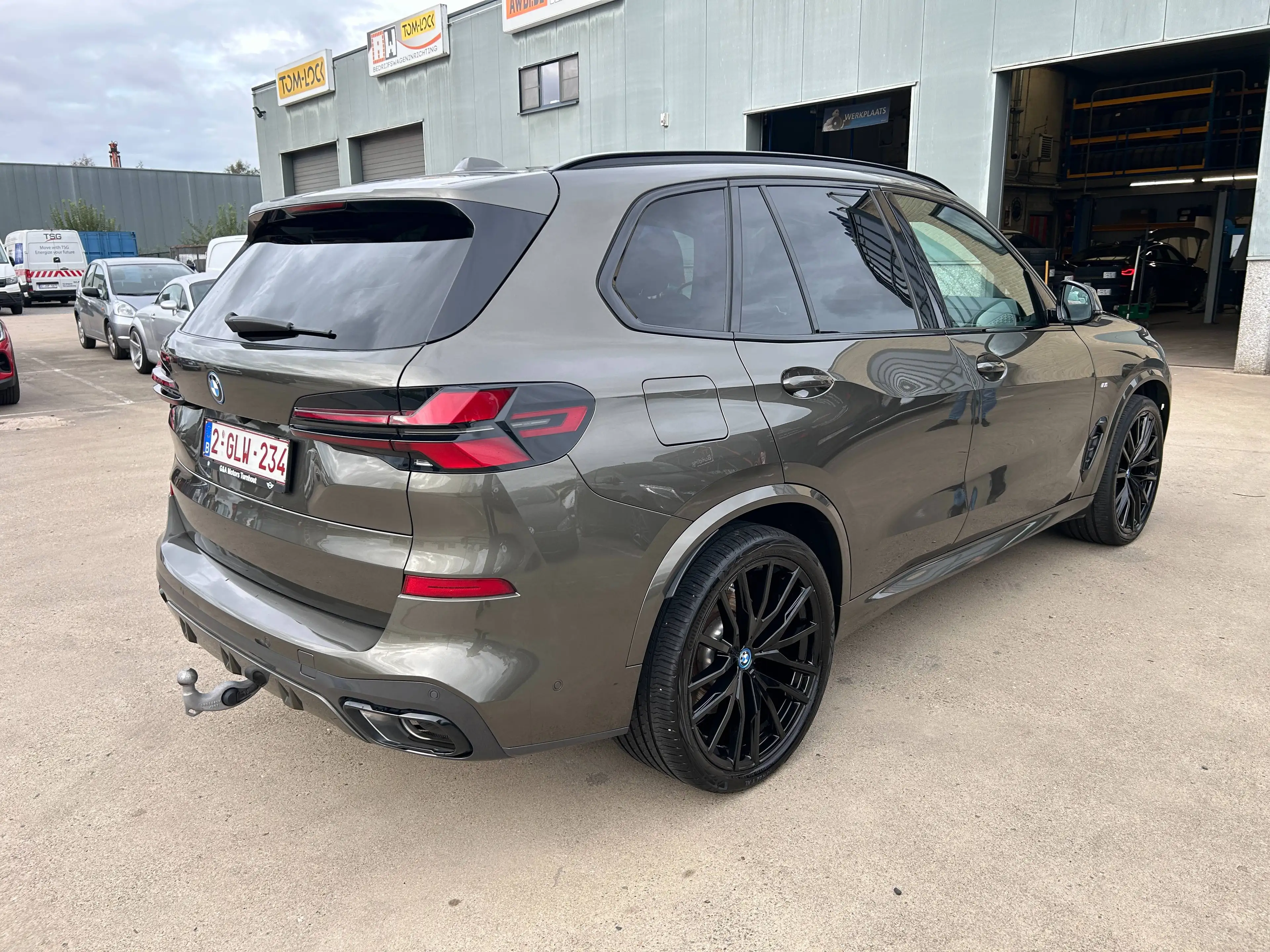 BMW X5 X5 PHEV 3.0AS xDrive50e wagen in nette staat zie foto's — photo 3