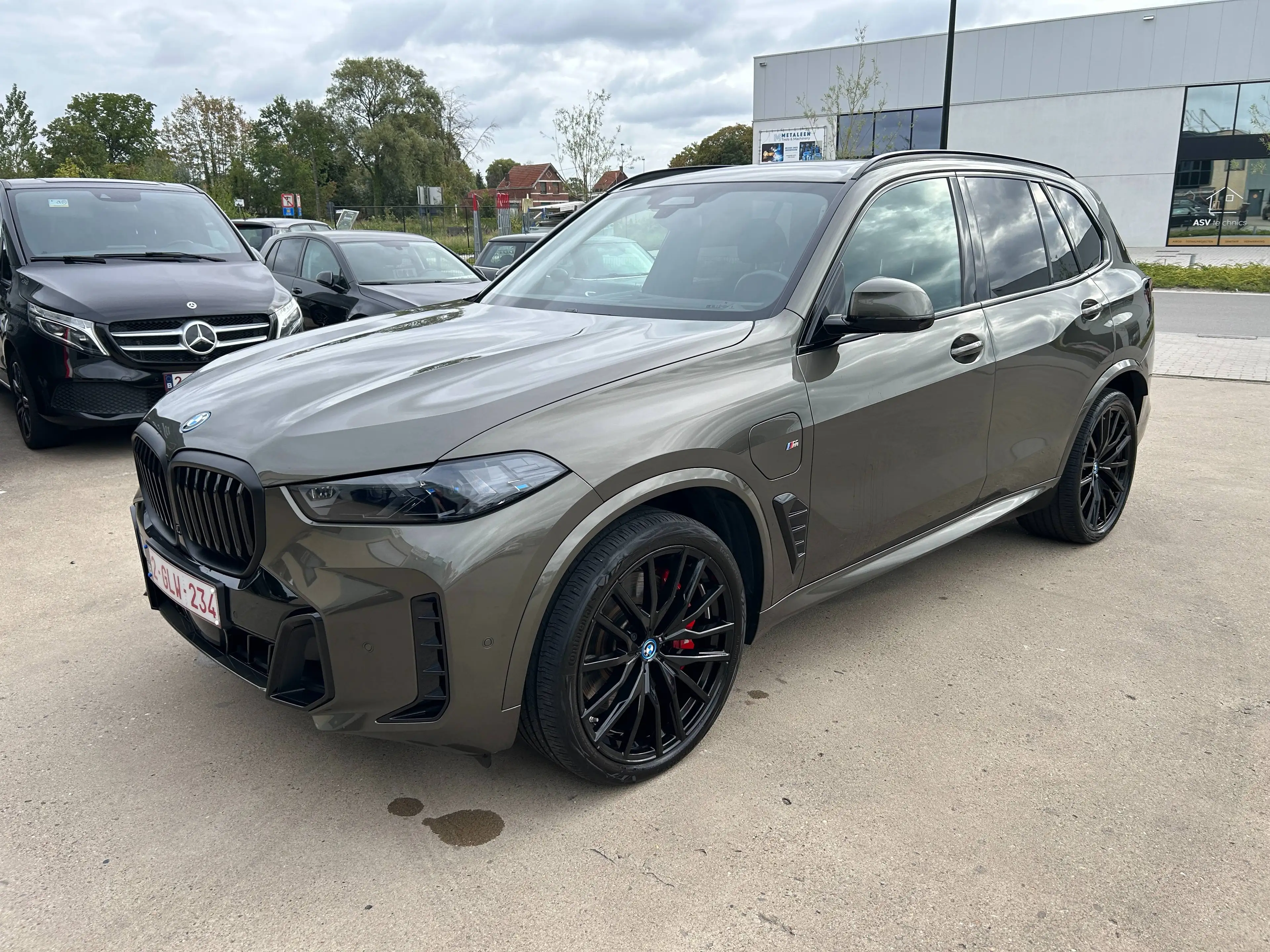 BMW X5 X5 PHEV 3.0AS xDrive50e wagen in nette staat zie foto's