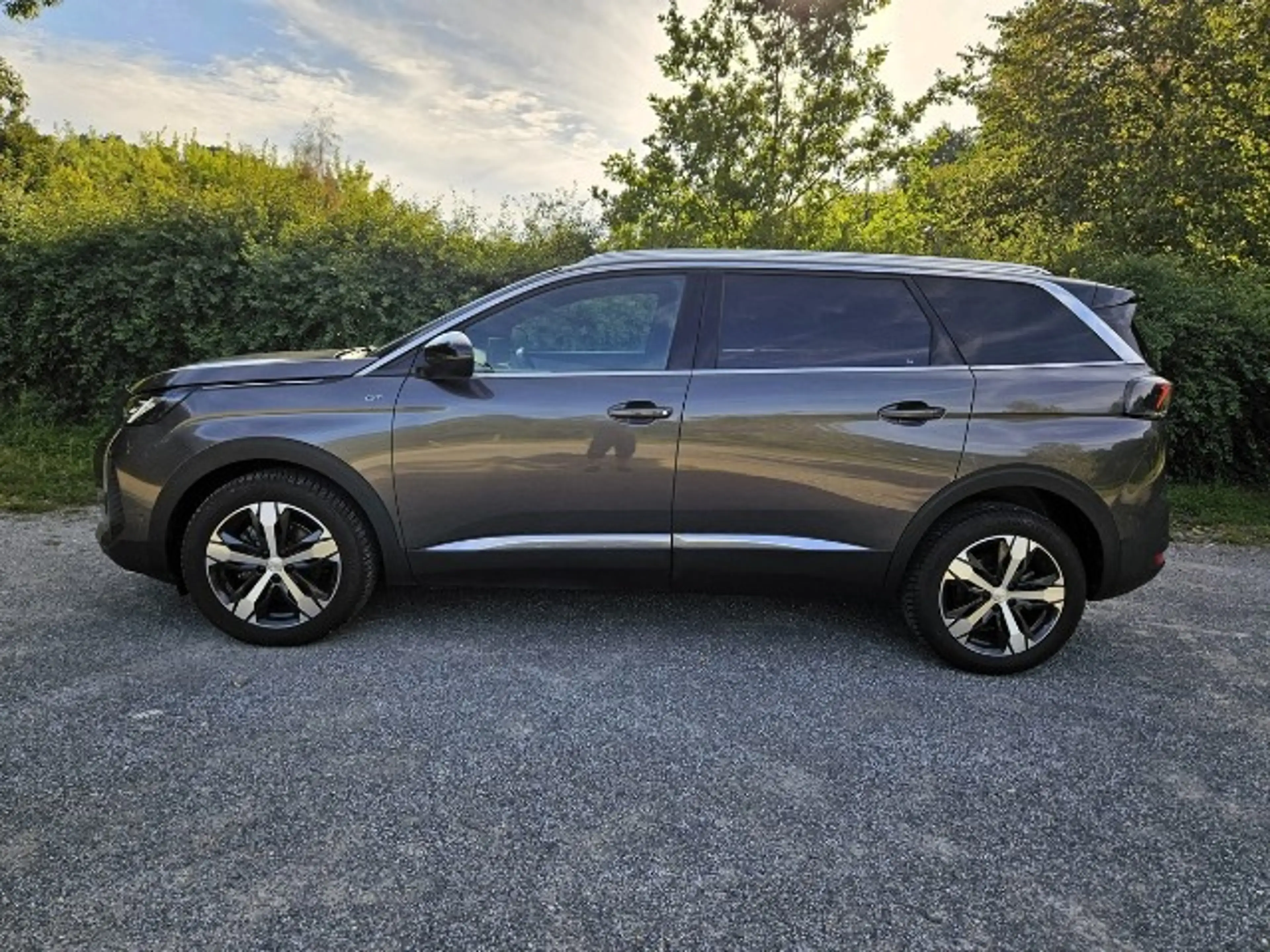 Peugeot 5008 GT PureTech 130 EAT8 Automatik Grip Control AHK — photo 4