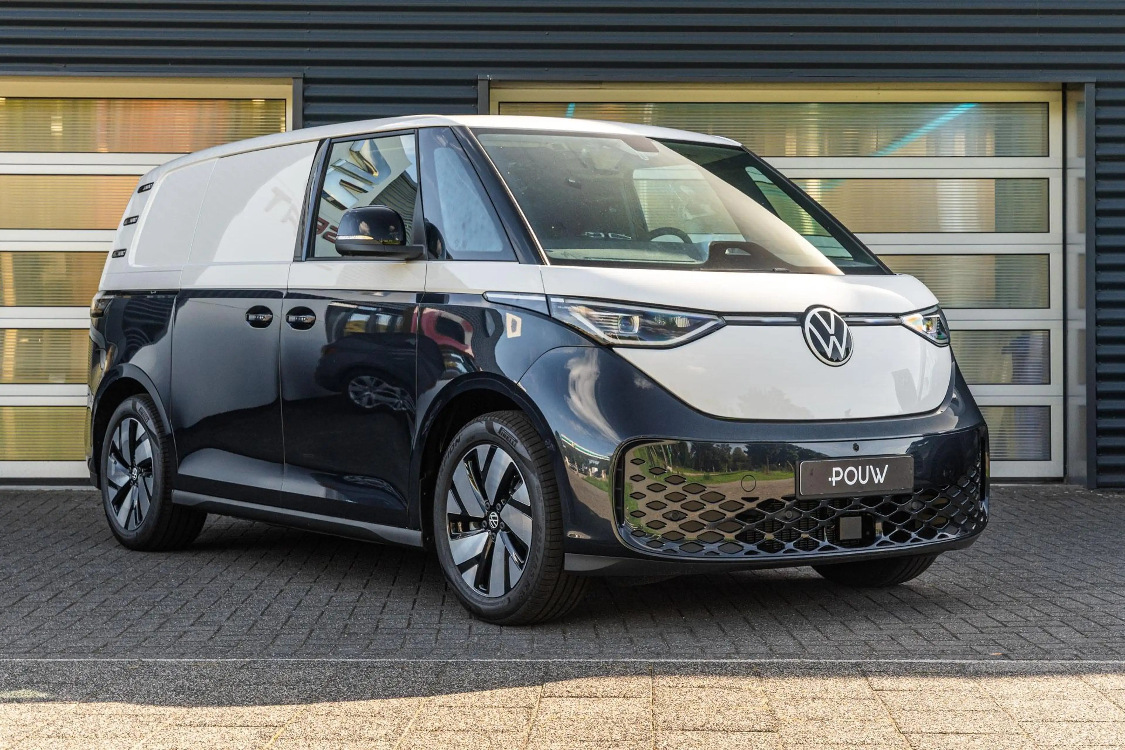 Volkswagen ID. Buzz Cargo 190pk Bulli Limited Edition 59 kWh | Stoelen Pakke — photo 8
