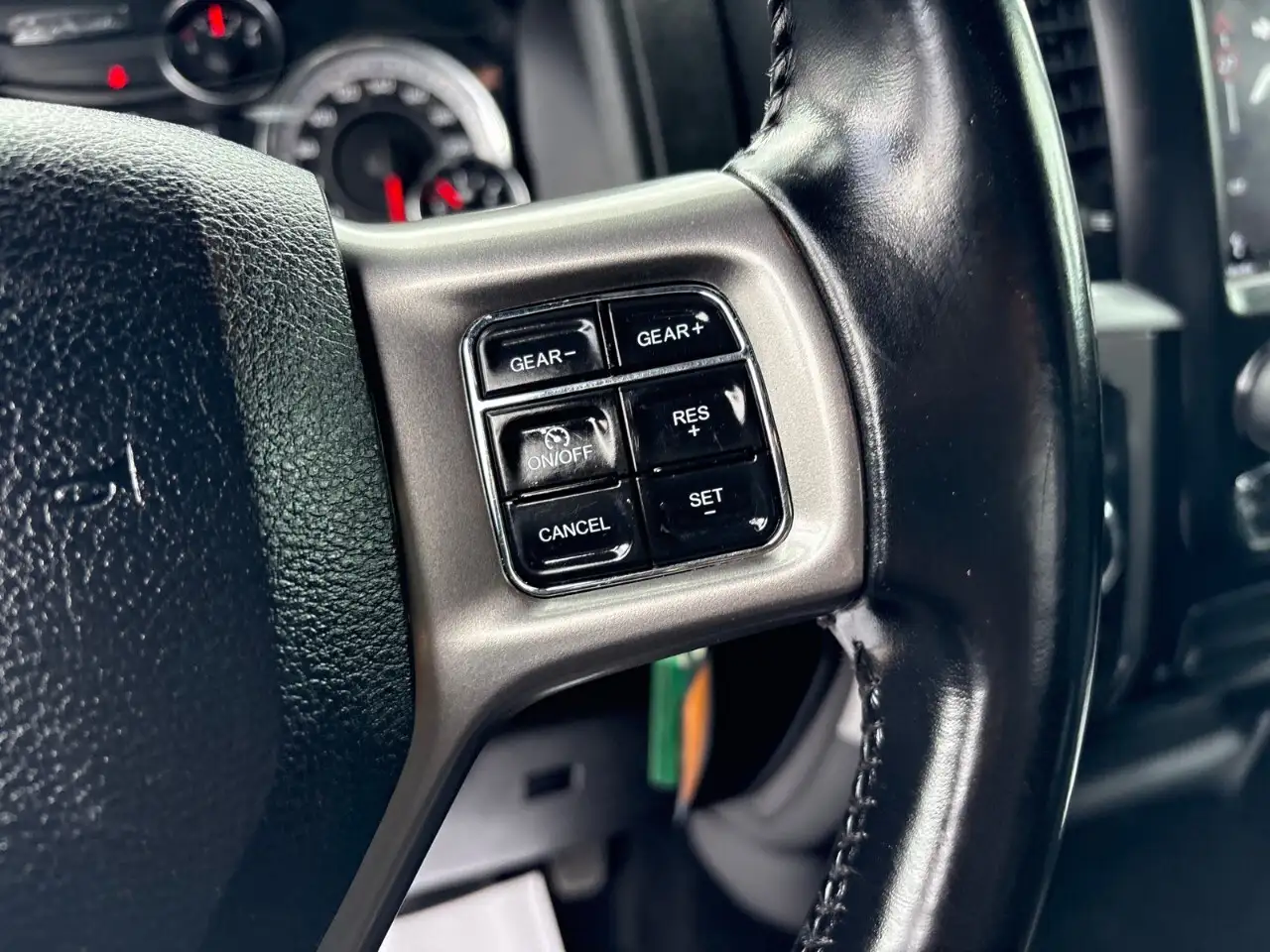 RAM 1500 снимка RAM 1500