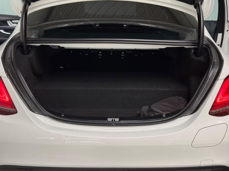 Mercedes-Benz C 300 e LimousineAMG/SHZ/MEMORY/BUSINESS/KOMFORT — photo 12