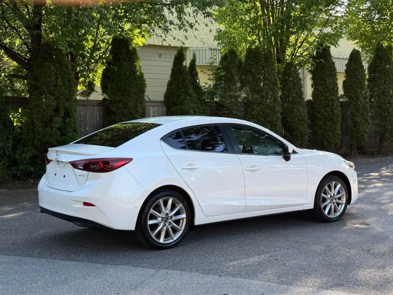 Mazda 3 fotografie Mazda 3