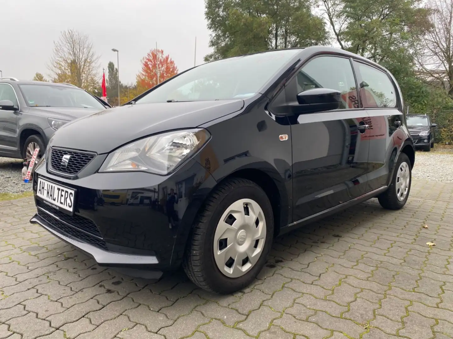 SEAT Mii Style = 5 Türen - Sitzheizung - Klima = Zwart - 1