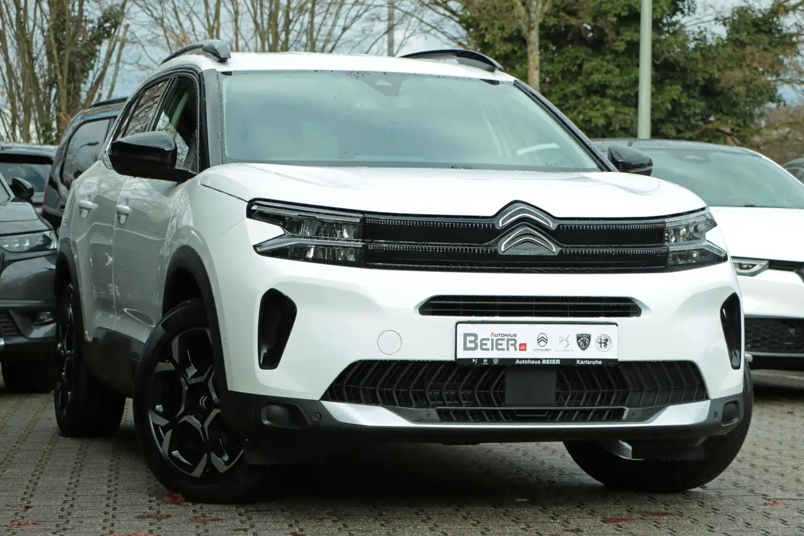 Citroen C5 Aircross 1.2 136 Plus Navi/ Klimaau./ Kamera Weiß - 2