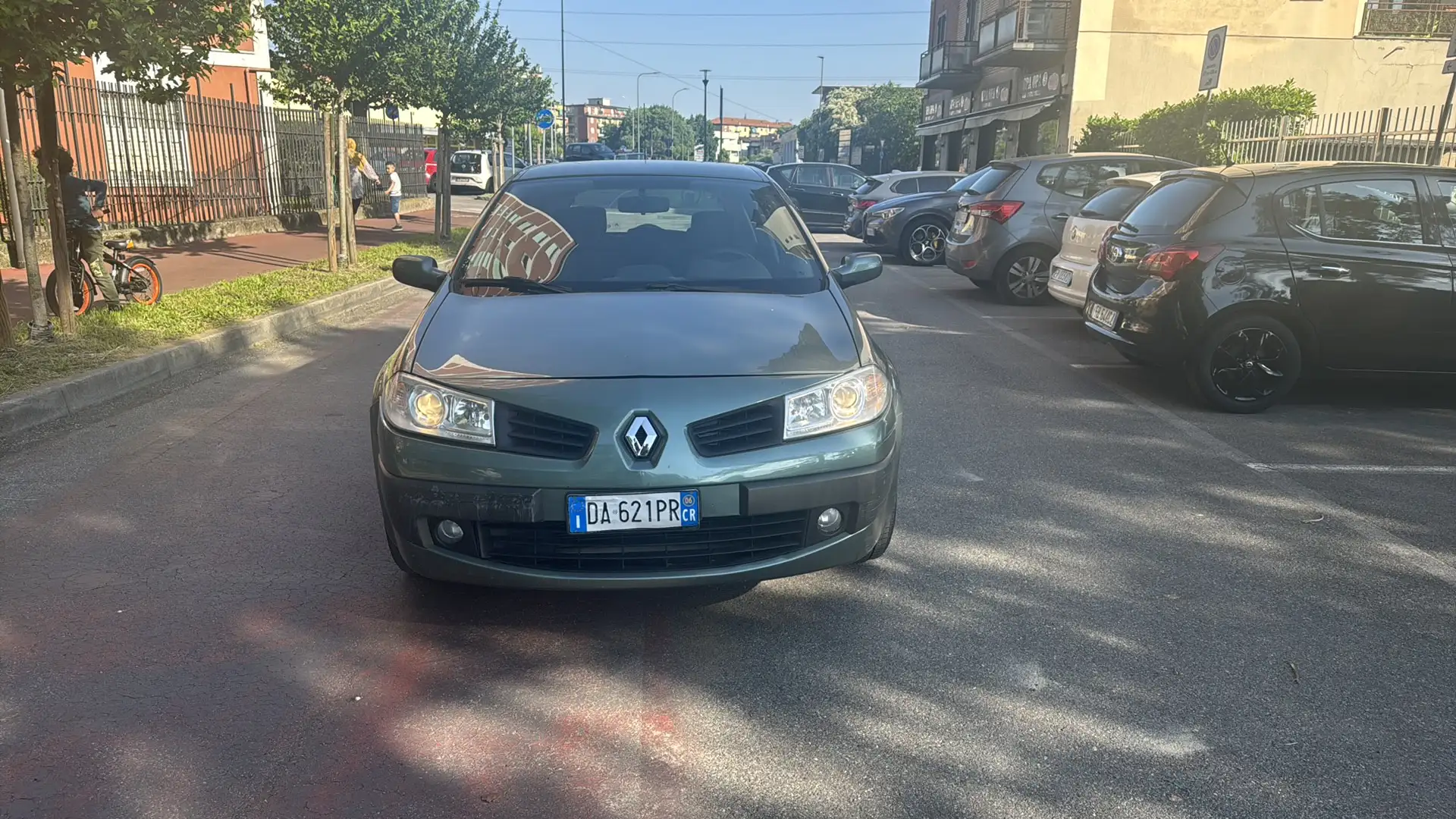 Renault Megane 5p 1.4 16v Confort Dynamique - 2