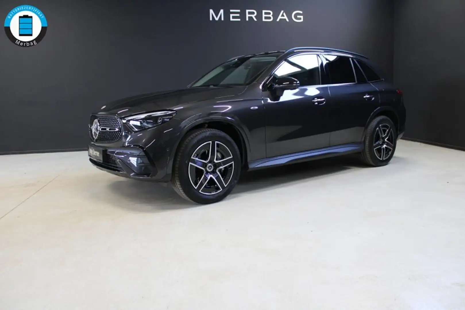 Mercedes-Benz GLC 300 e 4M *AMG Premium Night Pano Distro 360° Grau - 1