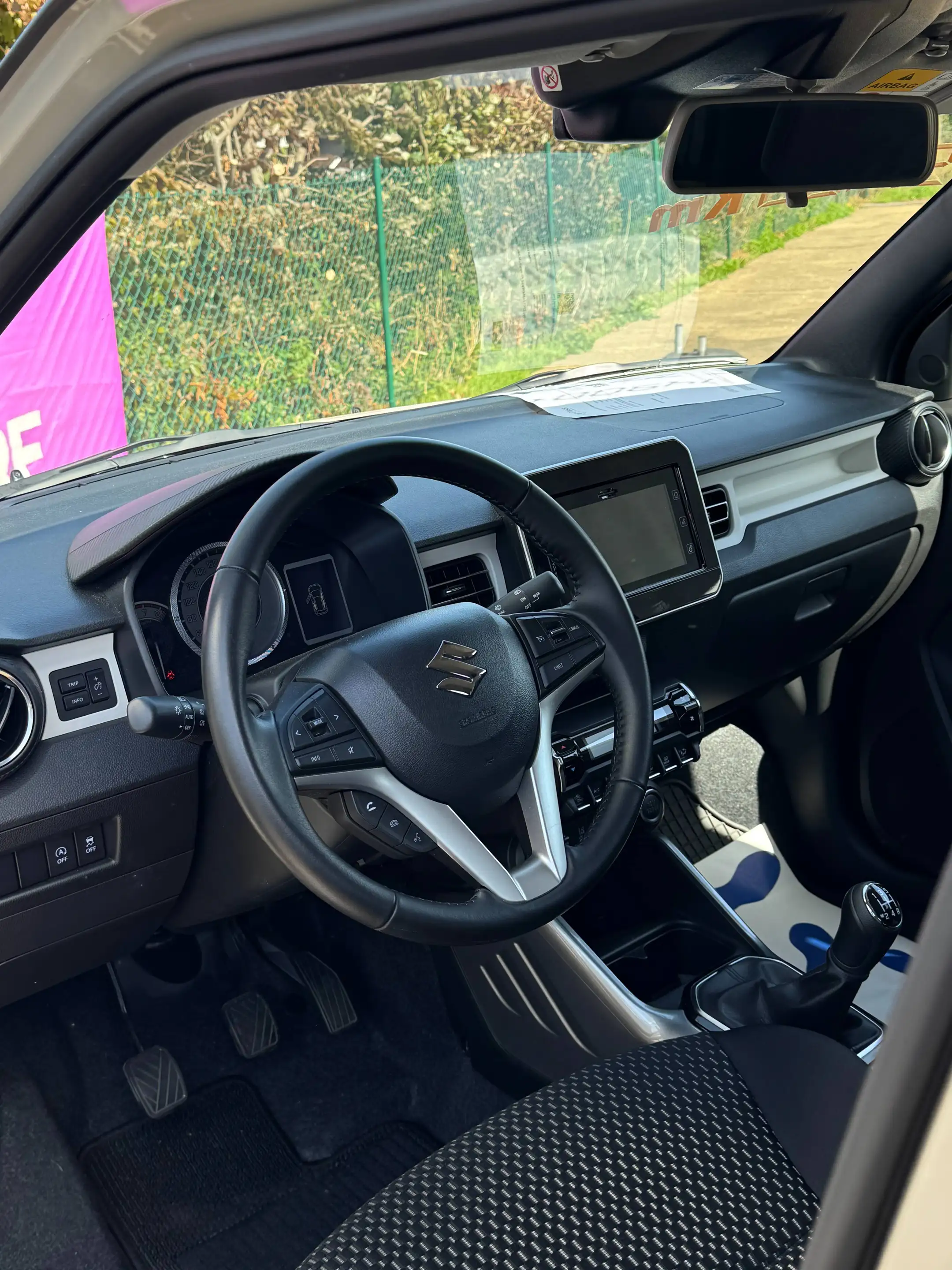 Suzuki Ignis Ignis 1.2i SHVS GLX 12V — photo 10
