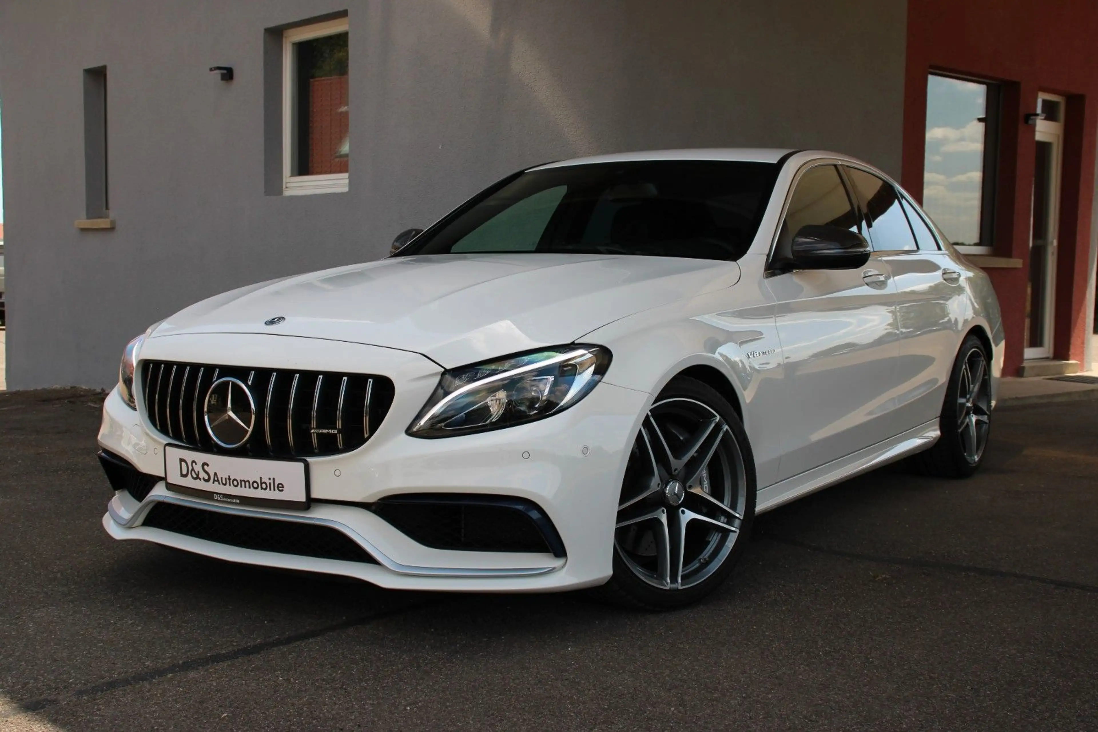 Mercedes-Benz C 63 AMG Limousine *No-OPF*Keyless*RFK*LED*