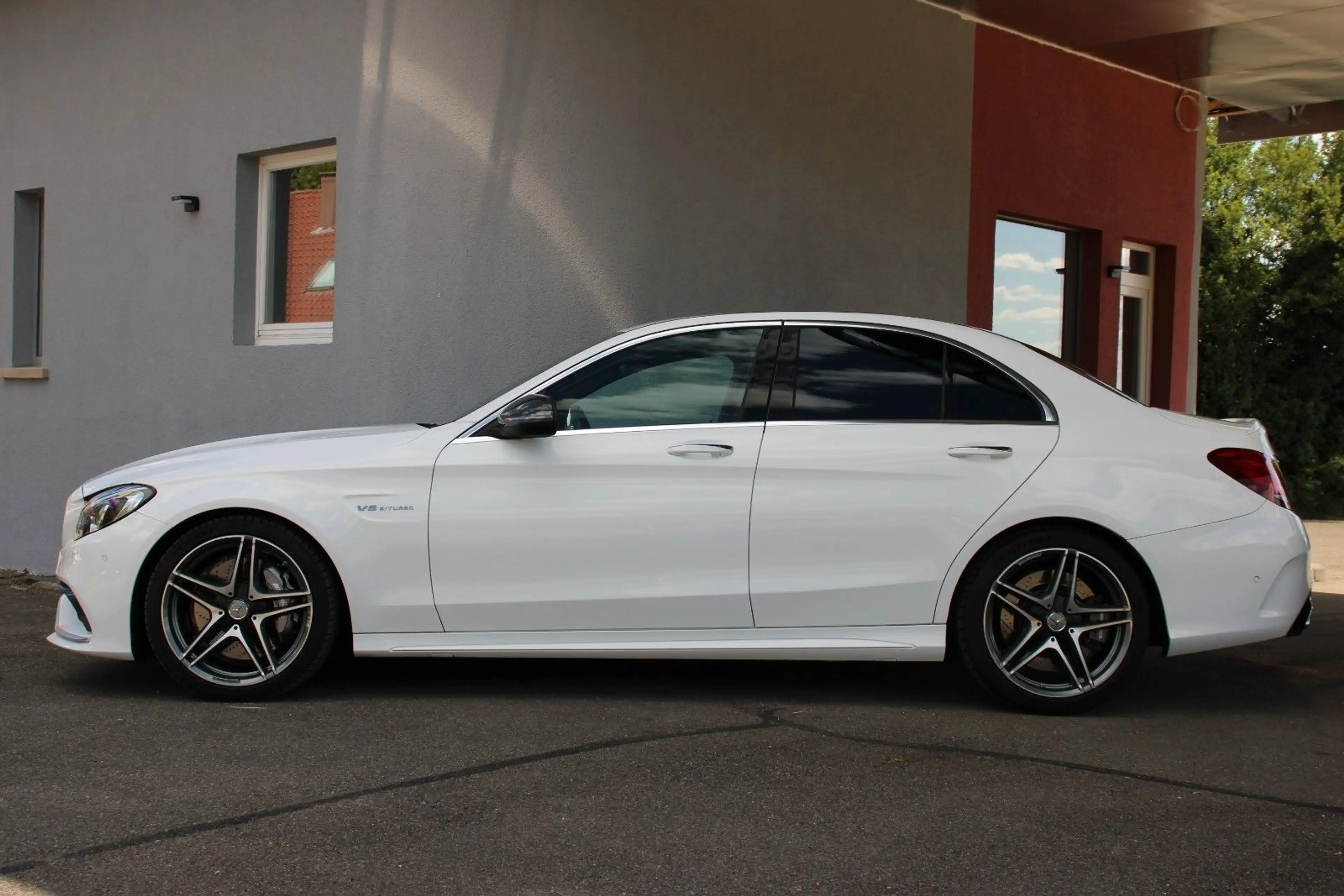 Mercedes-Benz C 63 AMG Limousine *No-OPF*Keyless*RFK*LED* — photo 3