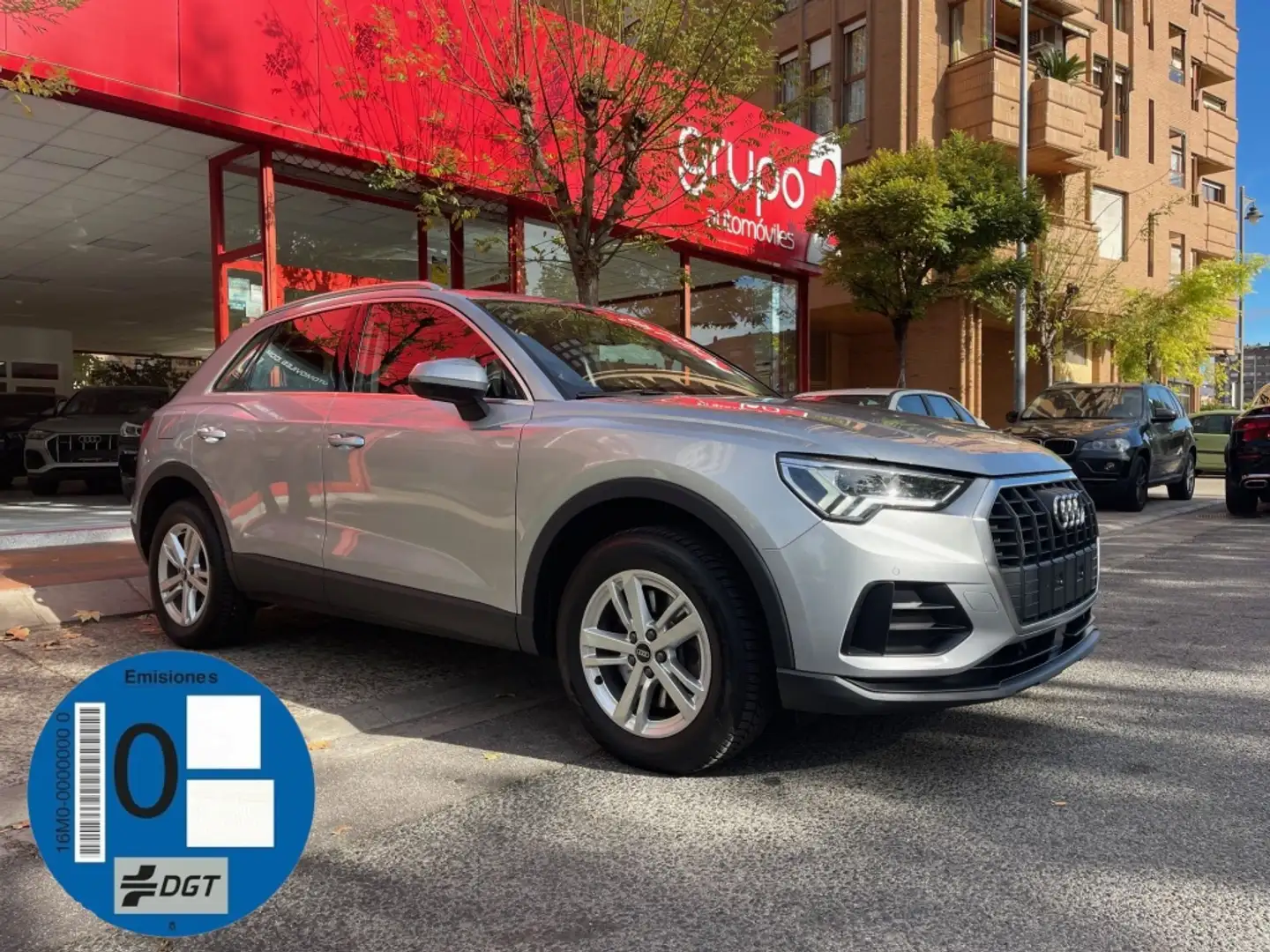 Audi Q3 45 TFSIe S-tronic Gris - 1