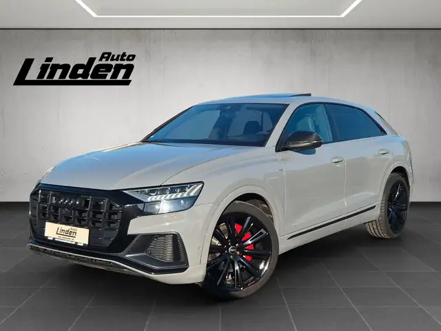 Audi Q8 50TDI quattro competition plus Pano Luft B&O