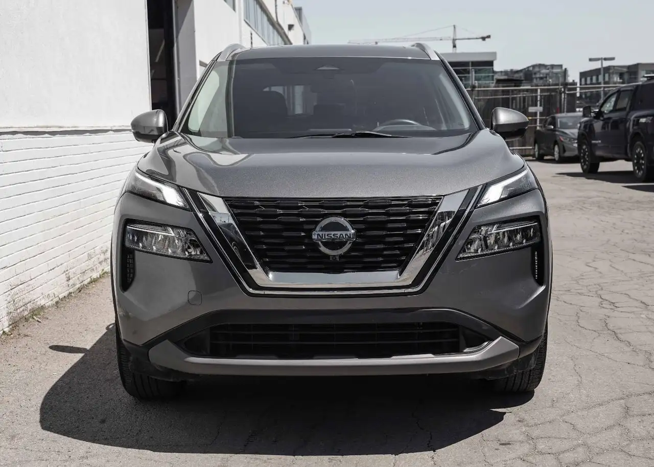 Nissan Rogue снимка Nissan Rogue