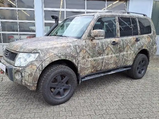 Mitsubishi Pajero 3.2 DI-D Edition 30 (5-trg.)