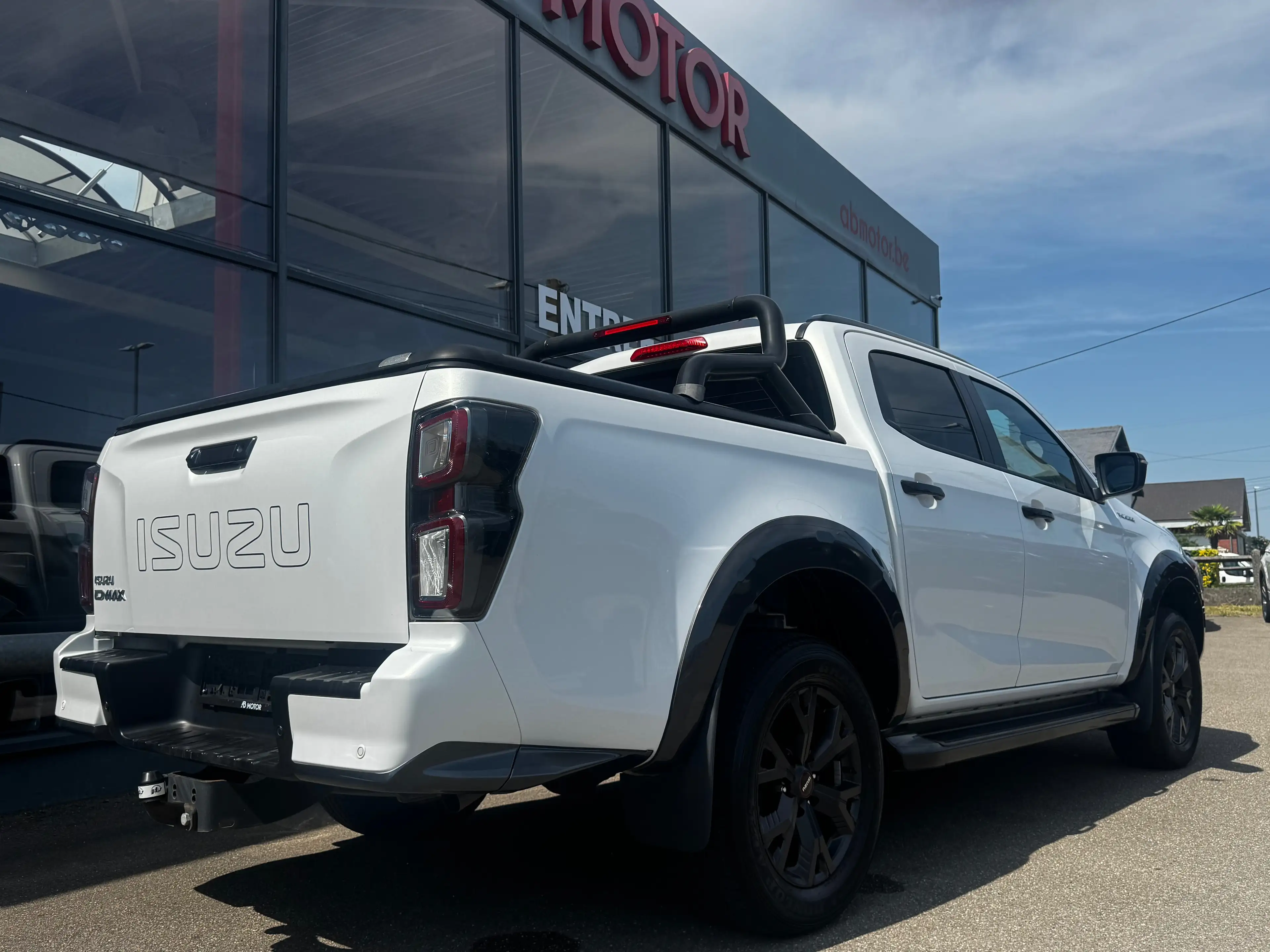 Isuzu D-Max D-Max 1.9 Turbo D 4WD V-Cross TVAC 1ER PROPRIETAIRE GARANTIE ISUZU 05/2028 — photo 10