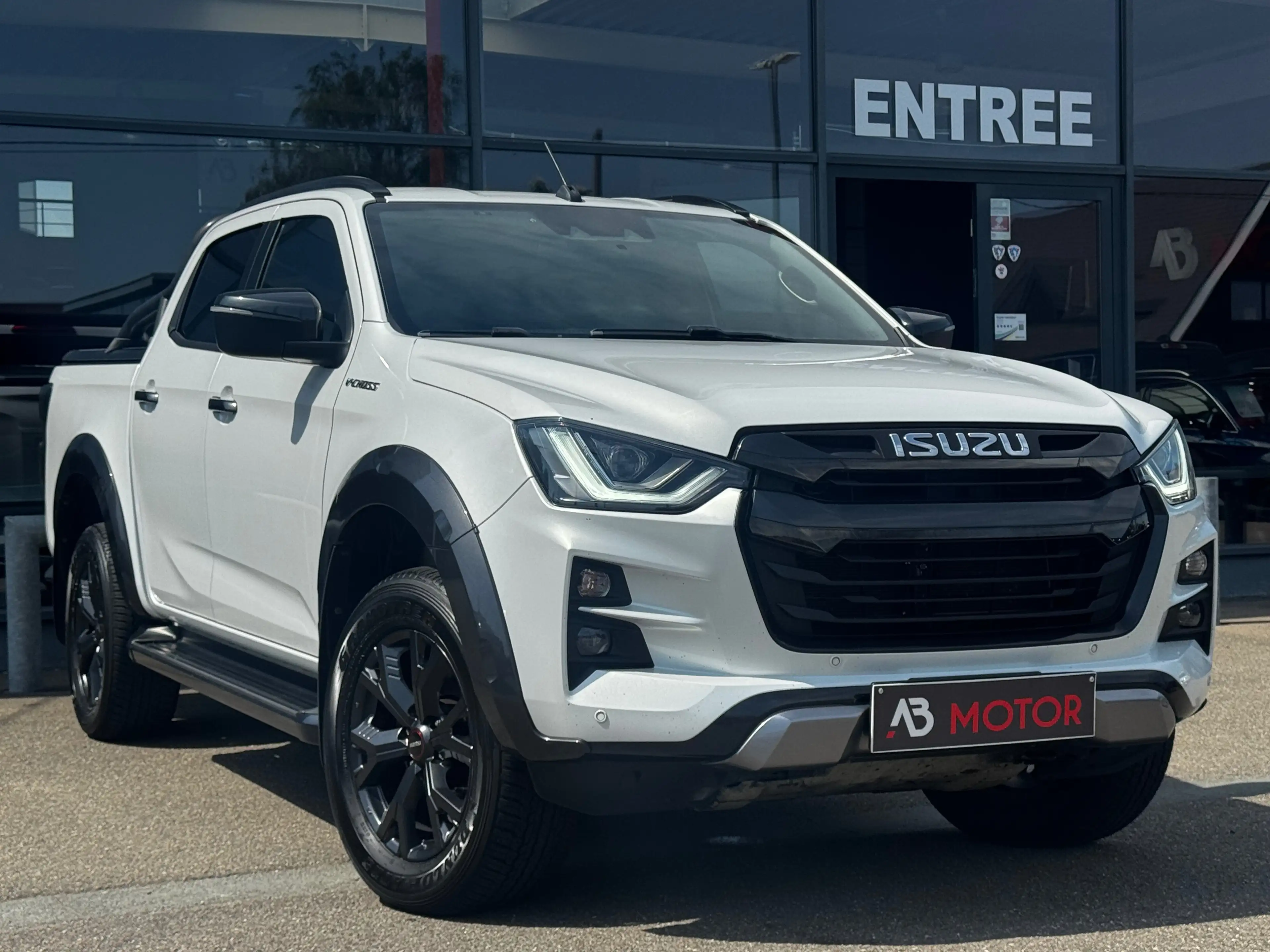 Isuzu D-Max D-Max 1.9 Turbo D 4WD V-Cross TVAC 1ER PROPRIETAIRE GARANTIE ISUZU 05/2028