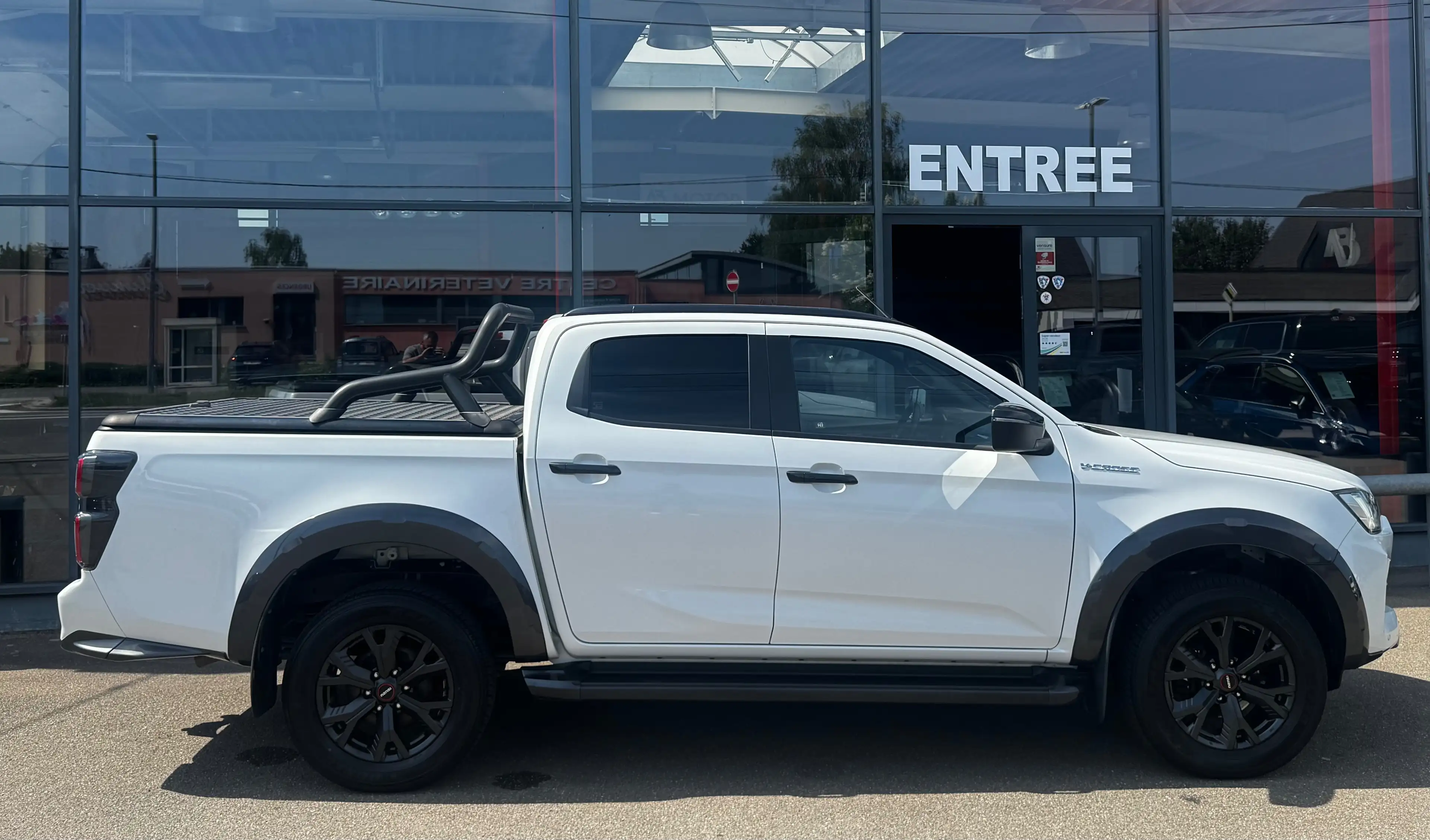 Isuzu D-Max D-Max 1.9 Turbo D 4WD V-Cross TVAC 1ER PROPRIETAIRE GARANTIE ISUZU 05/2028 — photo 7