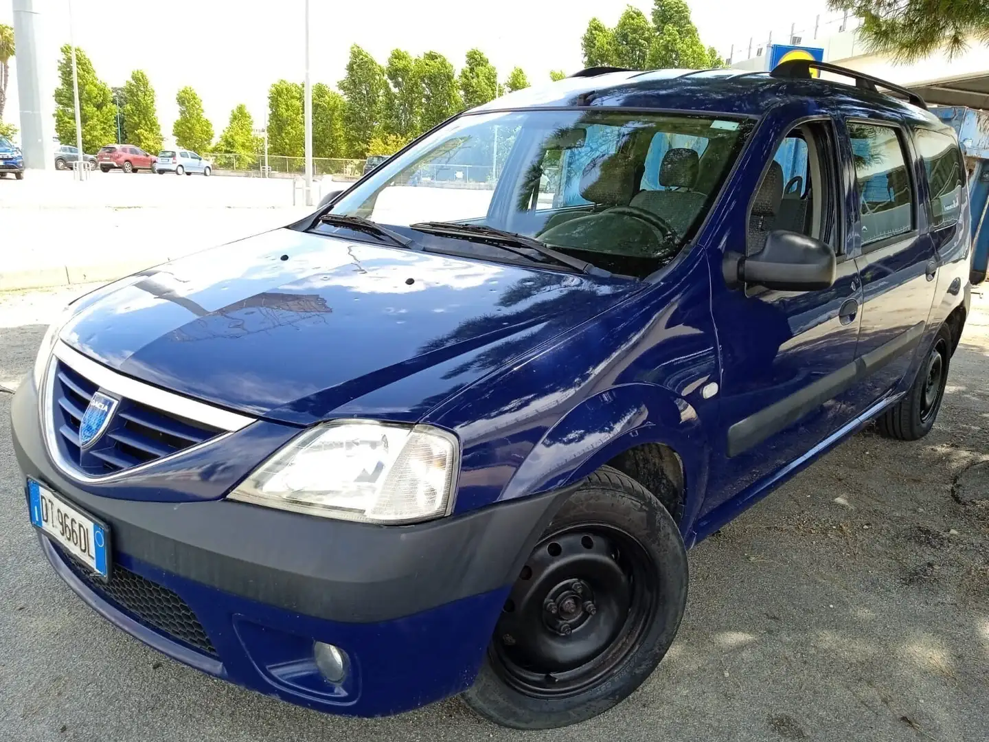 Dacia Logan MCV 1.4 5 posti Blue - 2