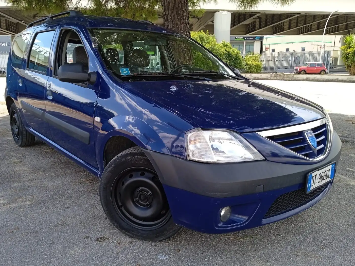 Dacia Logan MCV 1.4 5 posti Blue - 1
