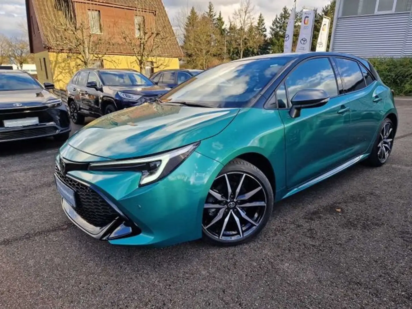 Toyota Corolla Hybrid 2.0 GR Sport Sportpaket AD Navi Digitales C Verde - 1
