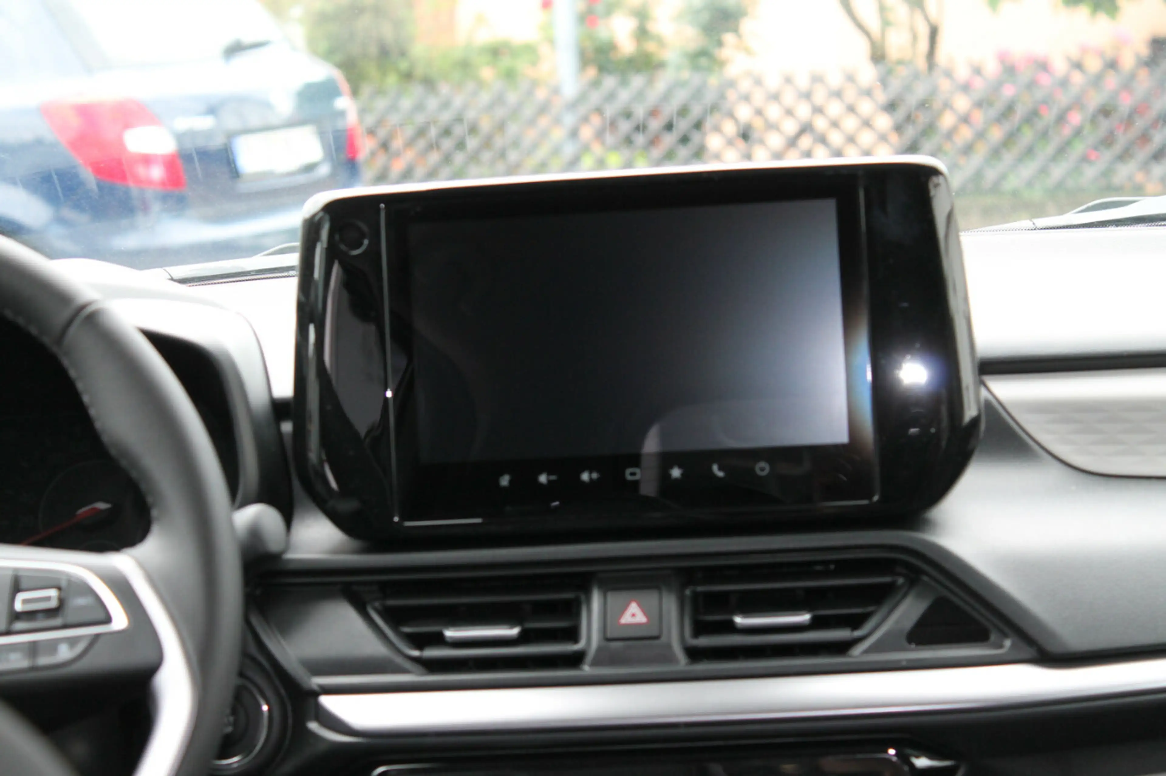 Suzuki Swift 1.2 Comfort+ Hybrid — photo 6