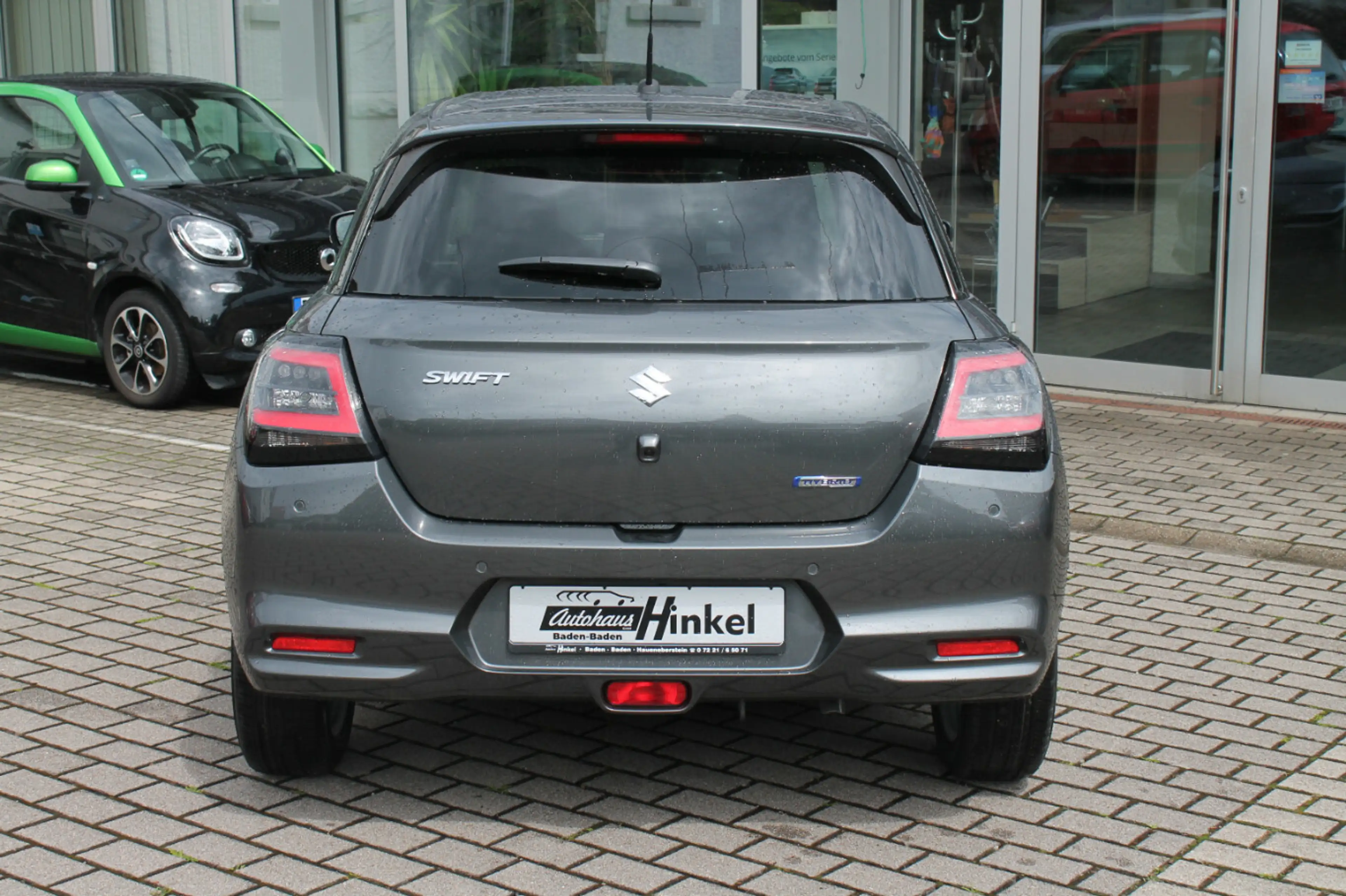 Suzuki Swift 1.2 Comfort+ Hybrid — photo 3