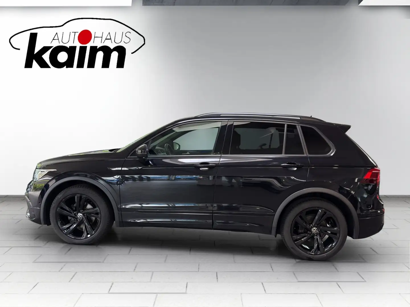 Volkswagen Tiguan 2.0 TDI   R-Line DSG Black-Style+Matrix+AHK Zwart - 2