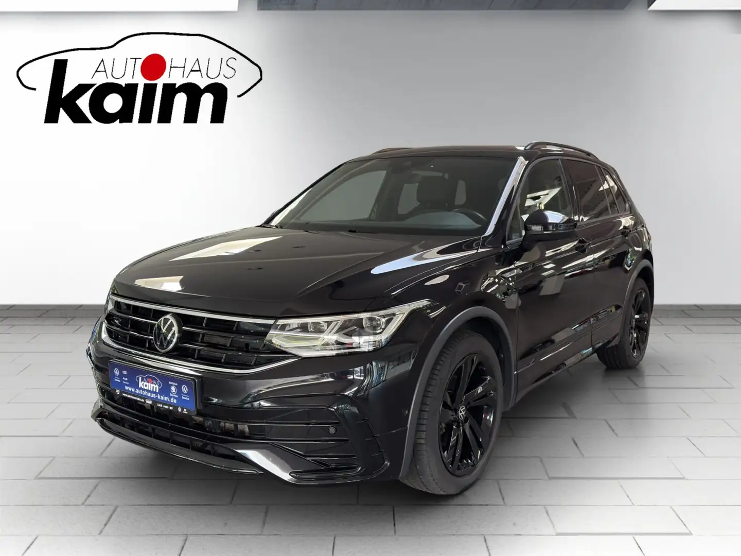 Volkswagen Tiguan 2.0 TDI   R-Line DSG Black-Style+Matrix+AHK Zwart - 1
