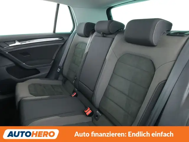 Volkswagen Golf view 14