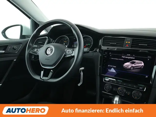 Volkswagen Golf view 13
