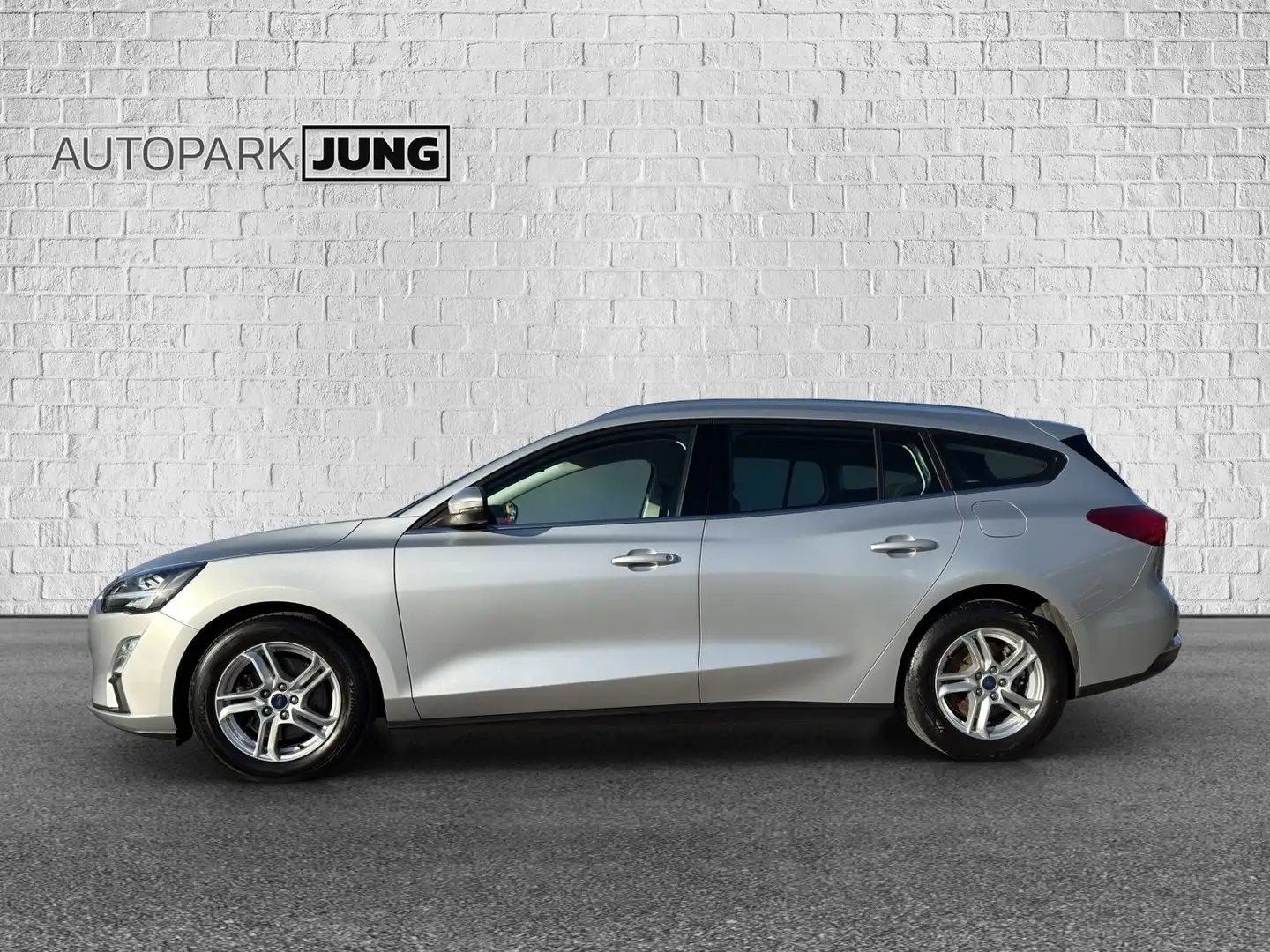 Ford Focus Turnier Cool & Connect*LED*Kamera*AHK*Navi Silber - 2