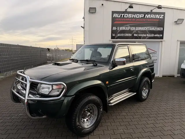 Nissan Patrol 3.0 GR Luxury **Sehr gepflegt**