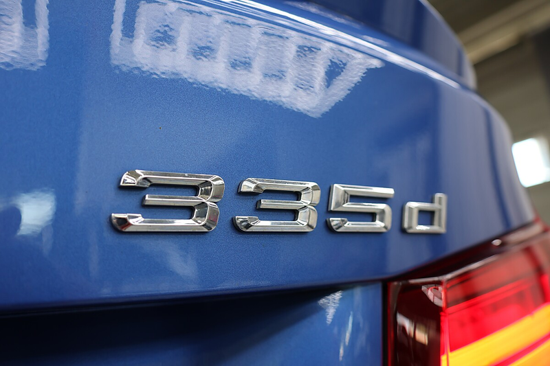 BMW 335 d xDrive A — photo 7