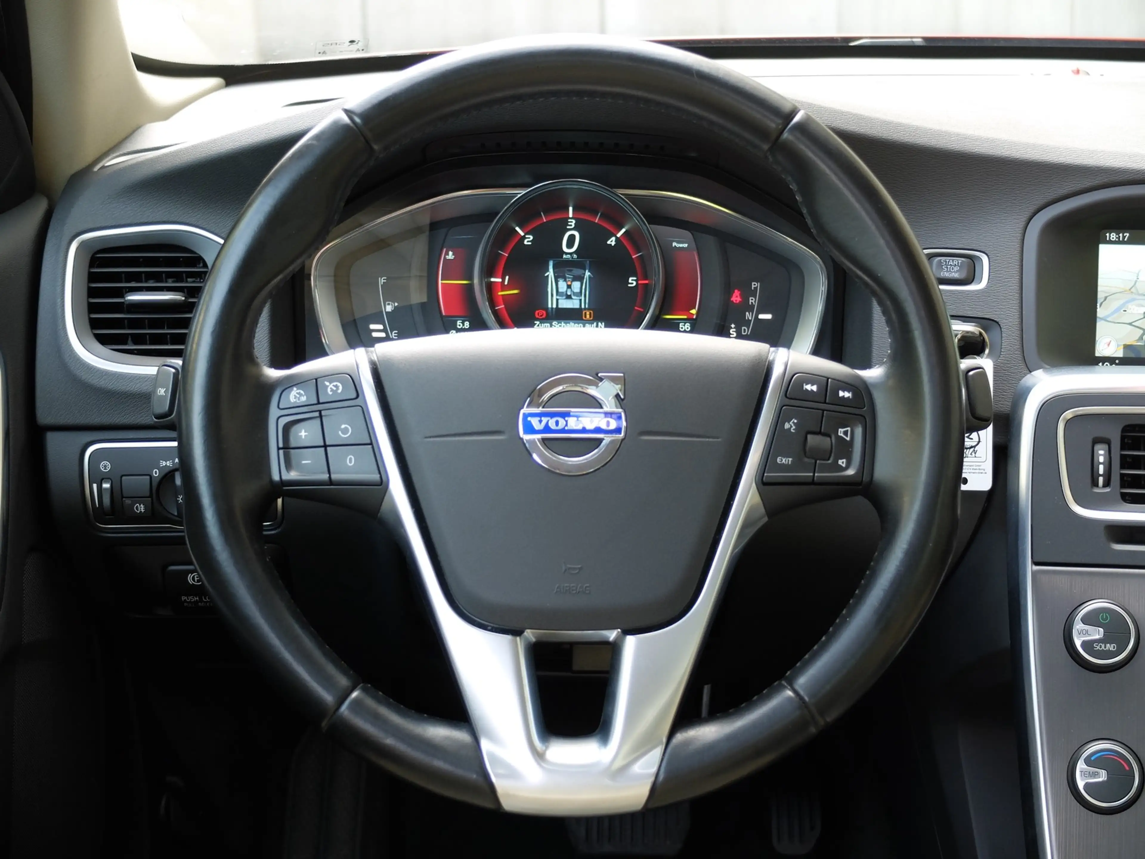 Volvo S60 Momentum 2.0 D3 Automatik Leder — photo 15