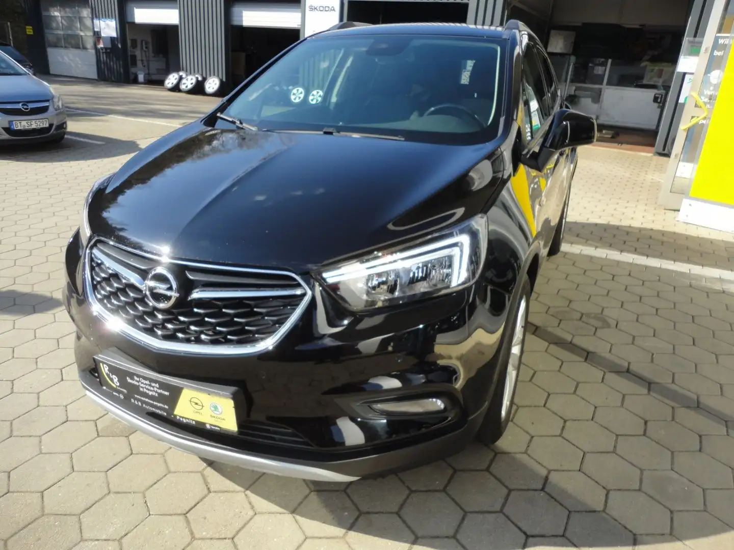 Opel Mokka X ON Start Stop 1.4 Turbo Černá - 1