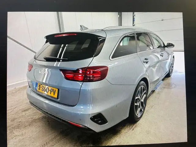 Kia Ceed view 3