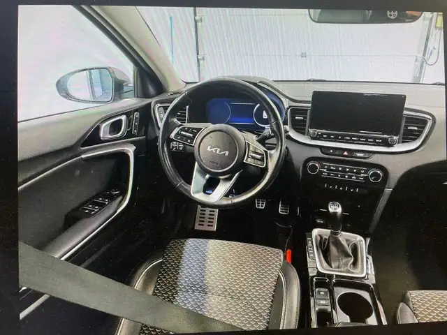 Kia Ceed view 7